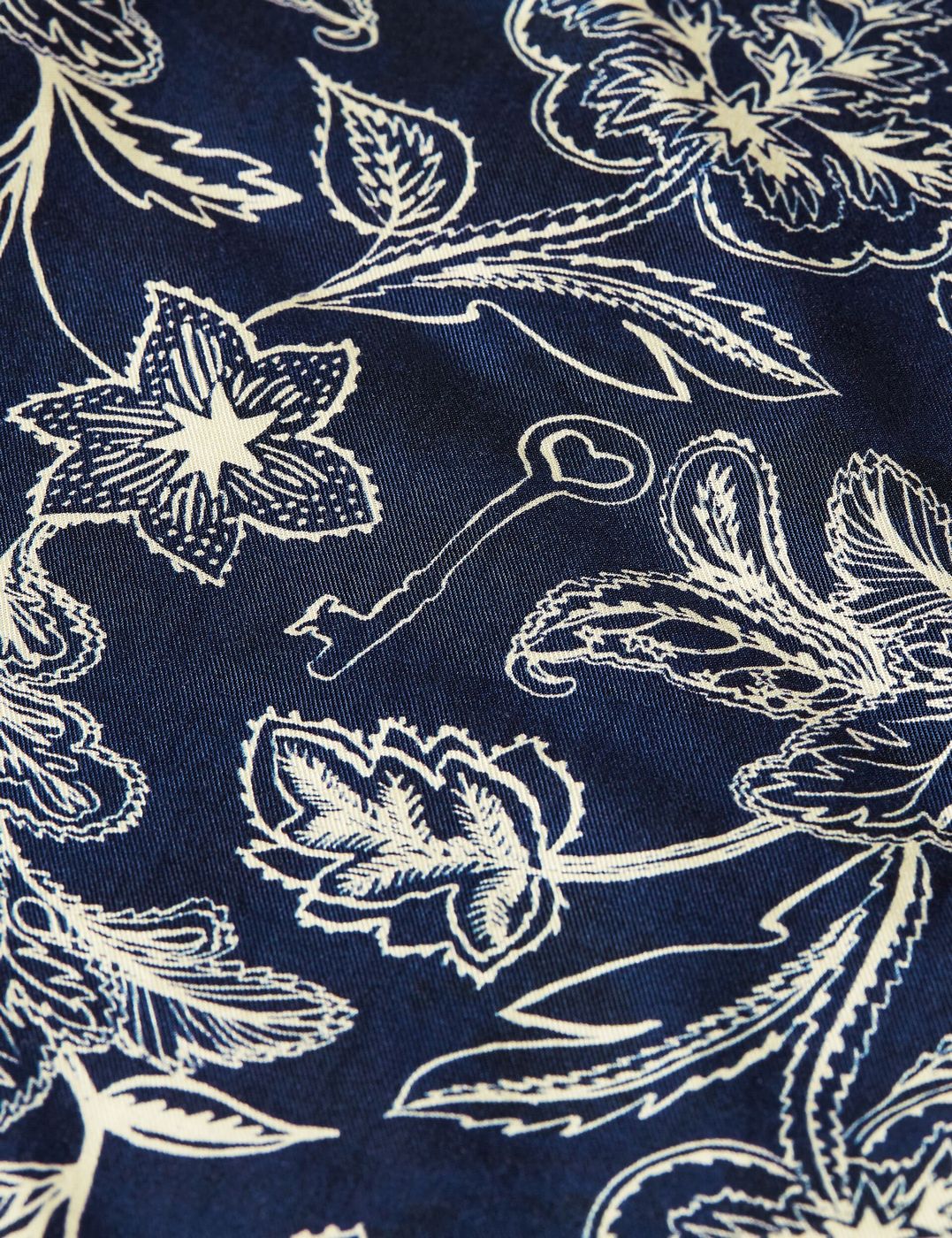 Robe Eleni - All Over Printed High Rise Wide Leg Pull On Pants - Lucky Bandana Blues