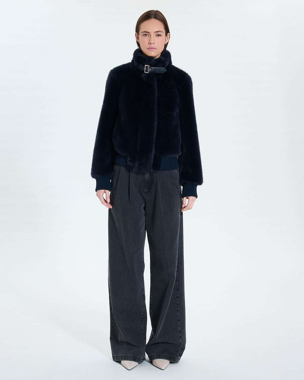 Veste courte en fausse fourrure marine_4