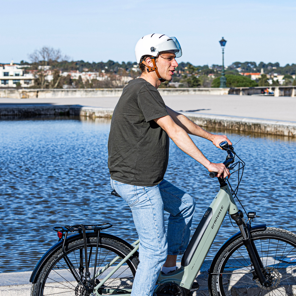 Urban Lifestyle Helmet - Avorio