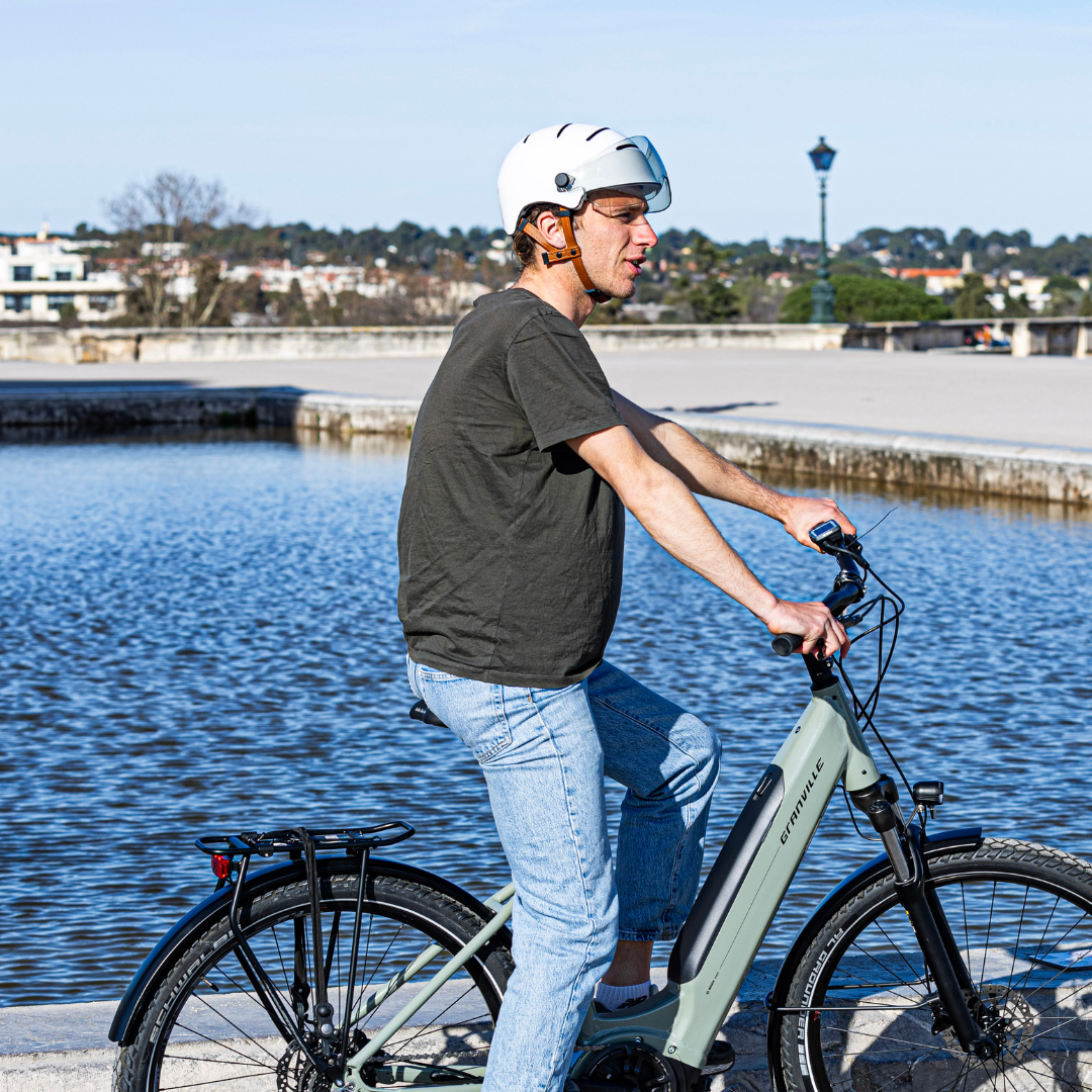 Urban Lifestyle Helmet - Avorio