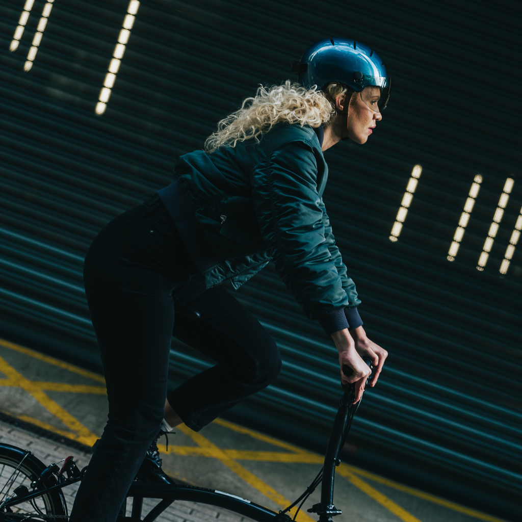 Casco Urban Lifestyle - Azul Petróleo