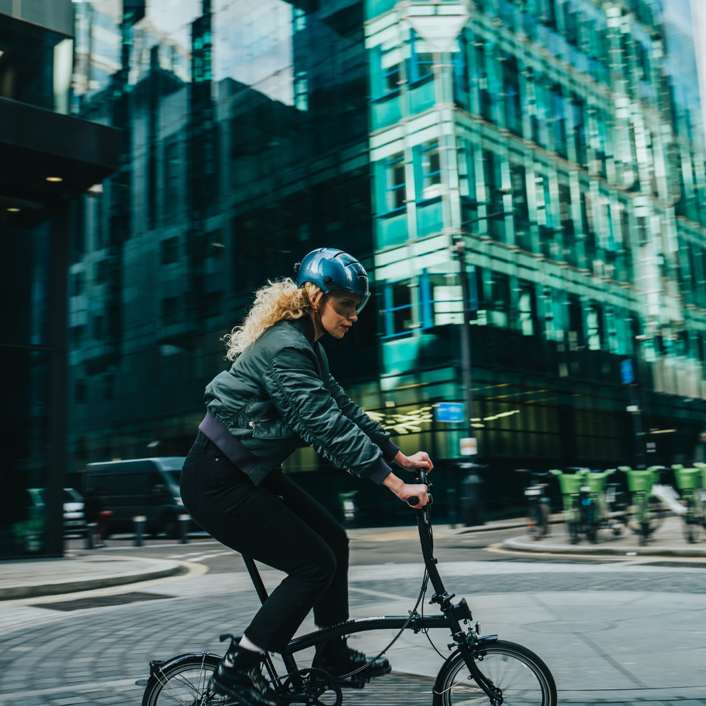 Casco Urban Lifestyle - Azul Petróleo