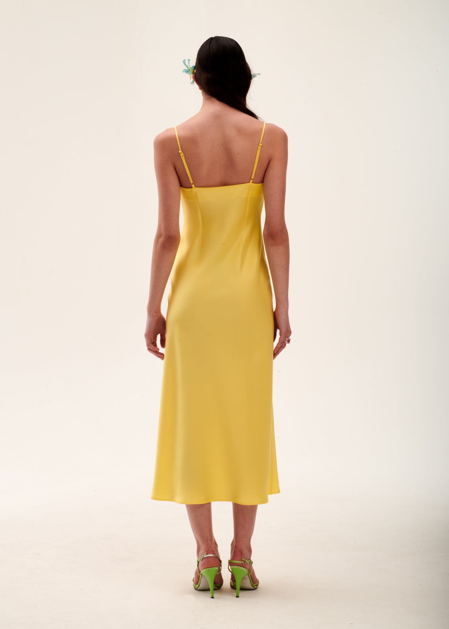 vestido amarillo elle