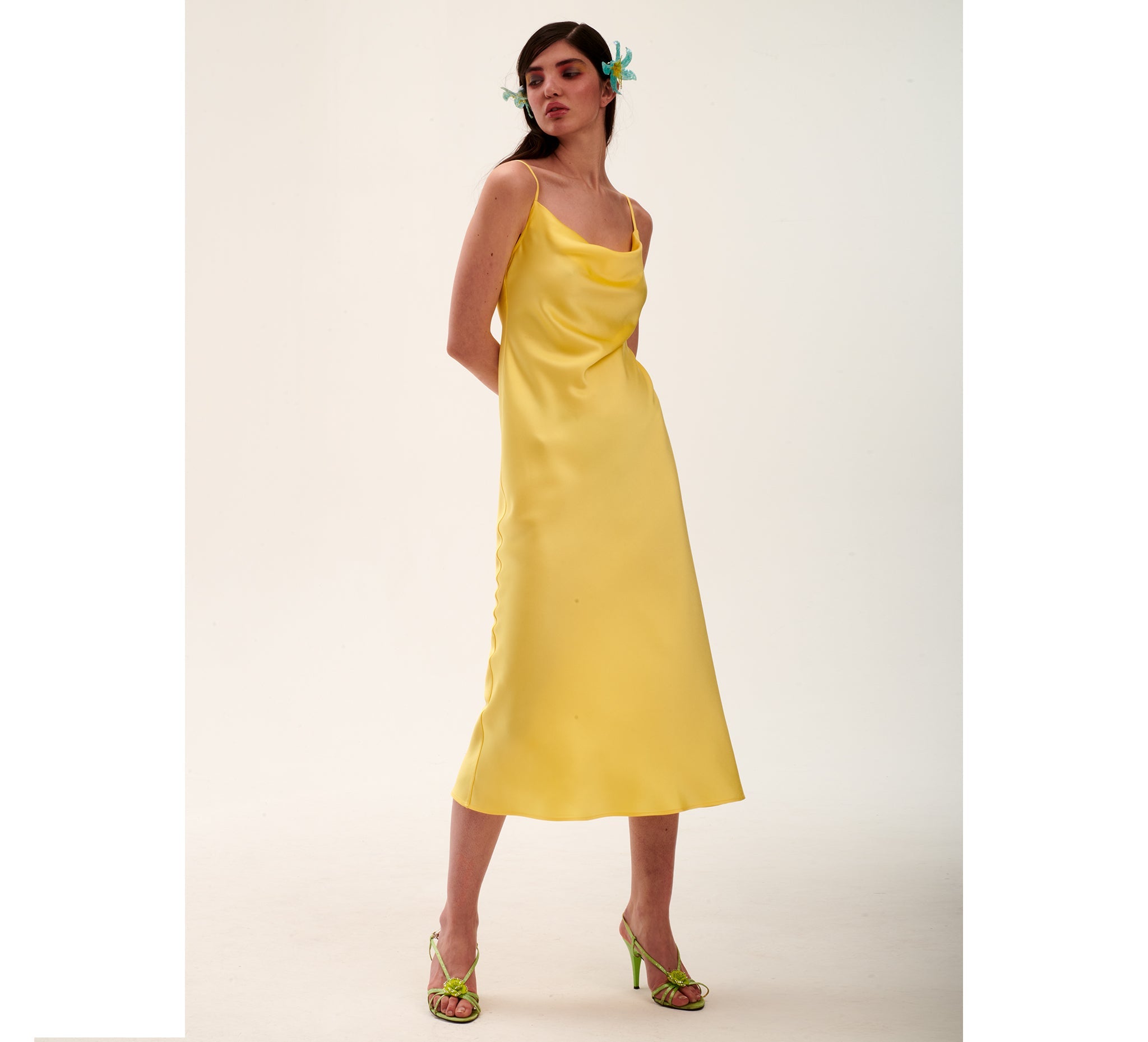 vestido amarillo elle