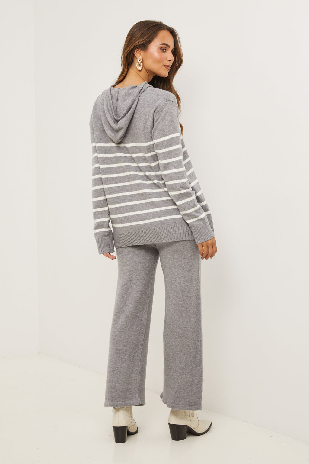 Set - Gray
