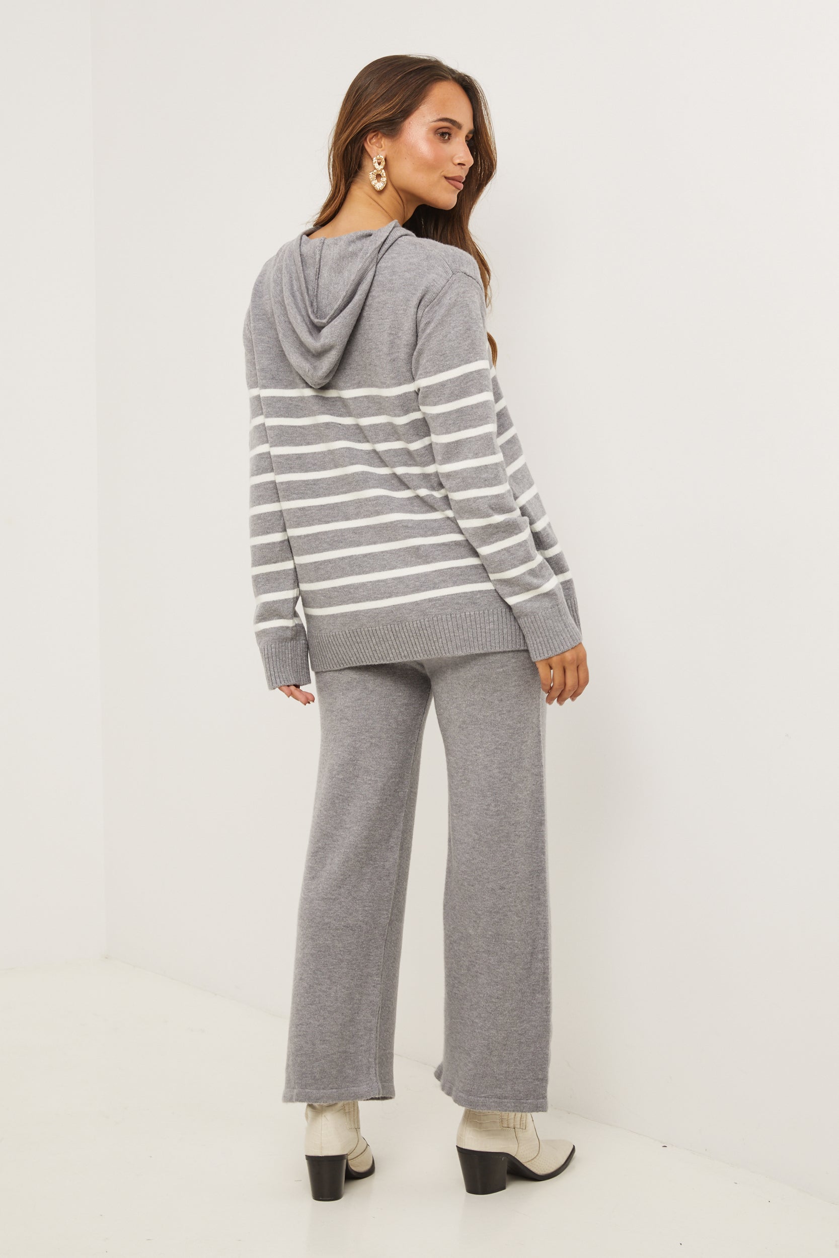 Set - Gray