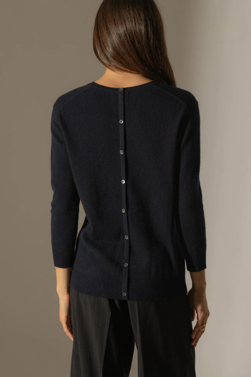 Maglione Girocollo Abbottonato Dietro Vanessa - Blu Marino