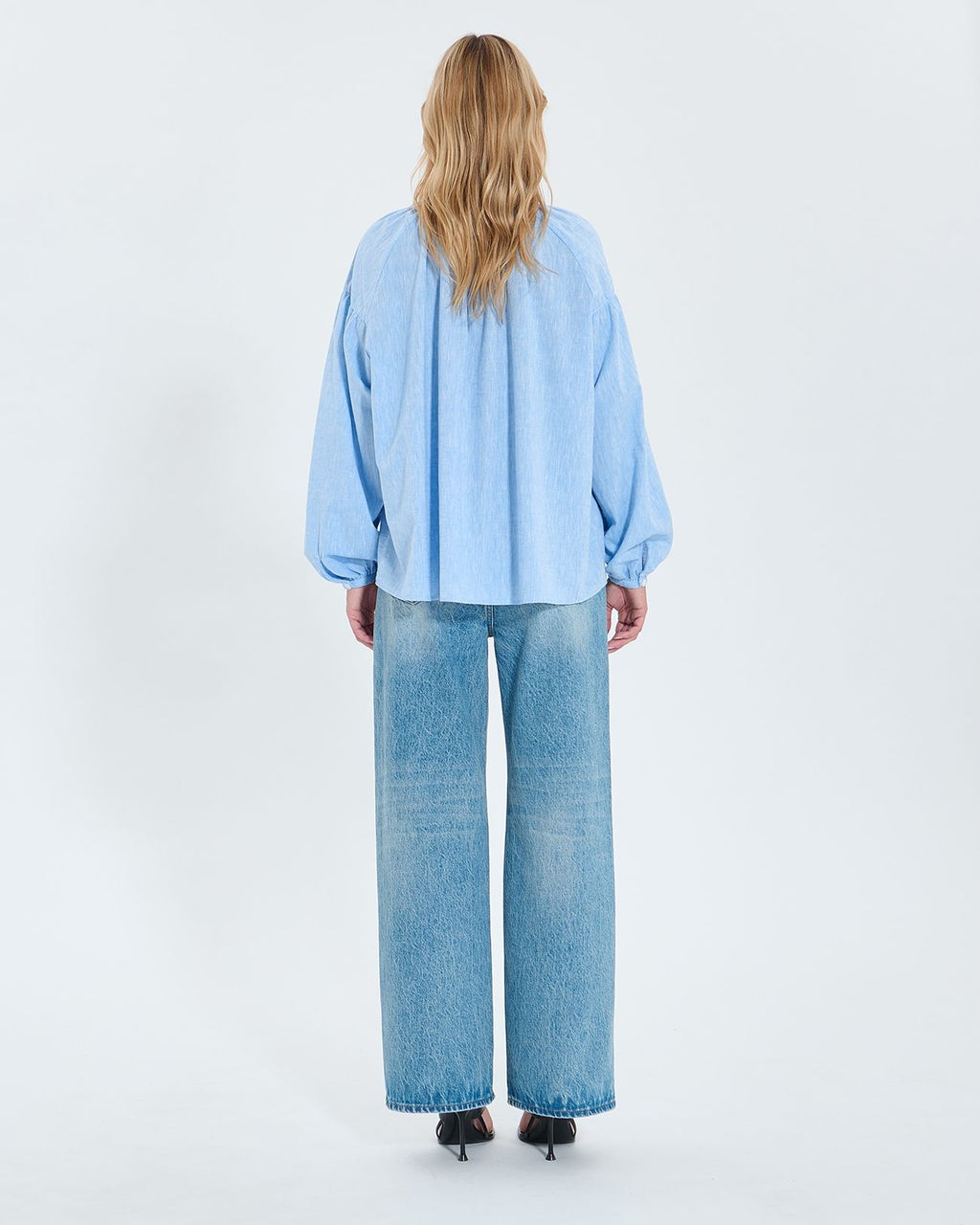 Chemise fluide en coton bleue ciel_3