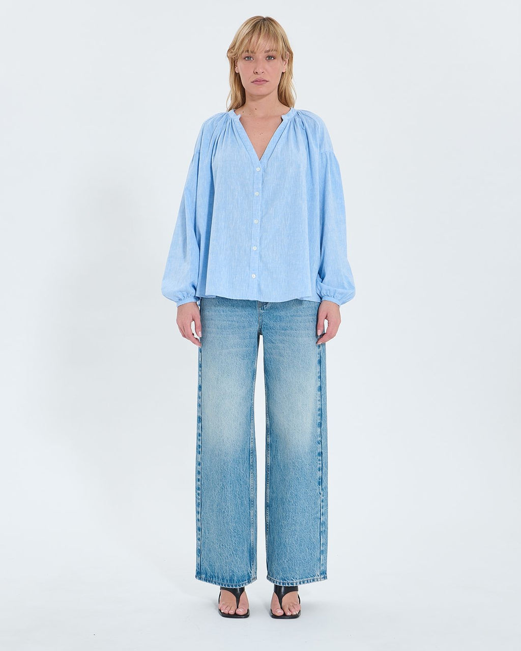 Chemise fluide en coton bleue ciel_4