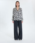 Blusa fluida estampado floral_4