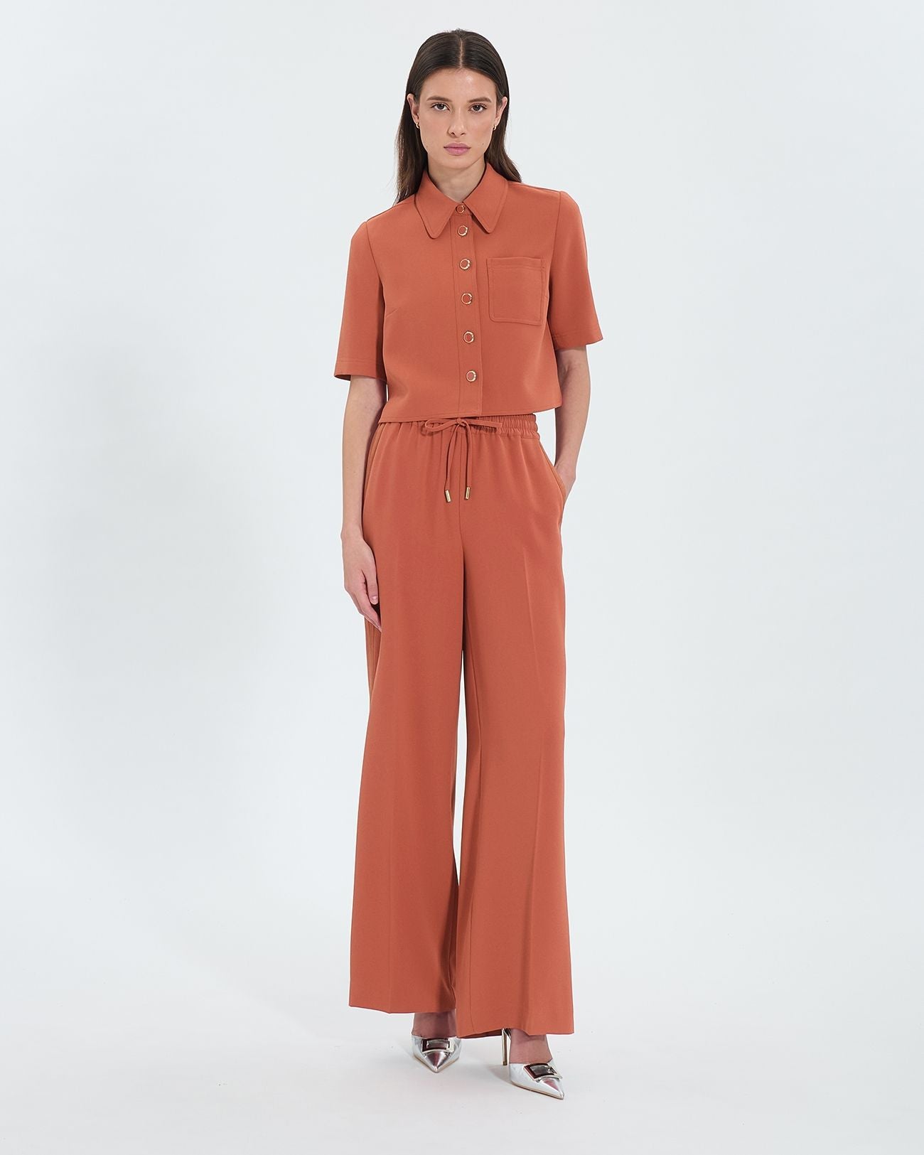 Chemise courte en crêpe brique_2