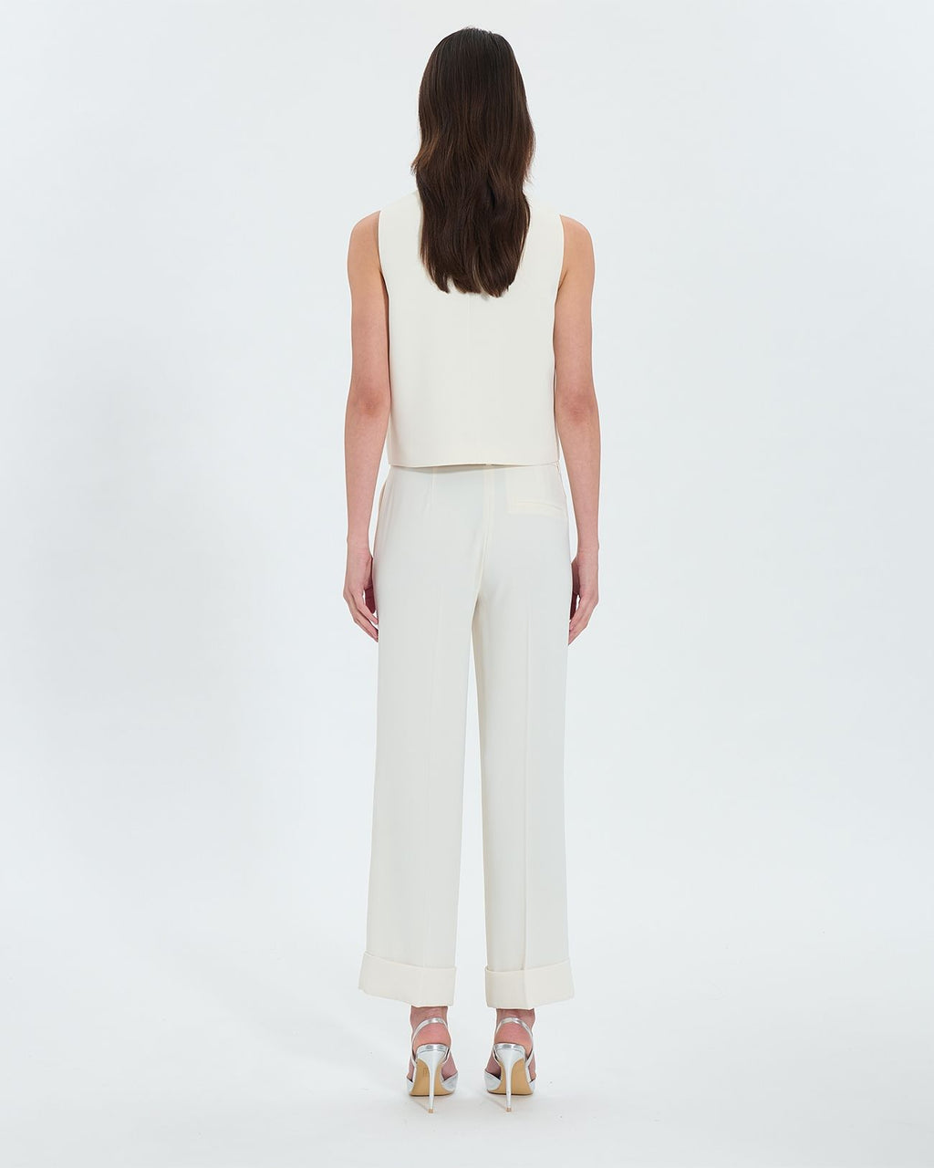 Ecru sleeveless vest_3