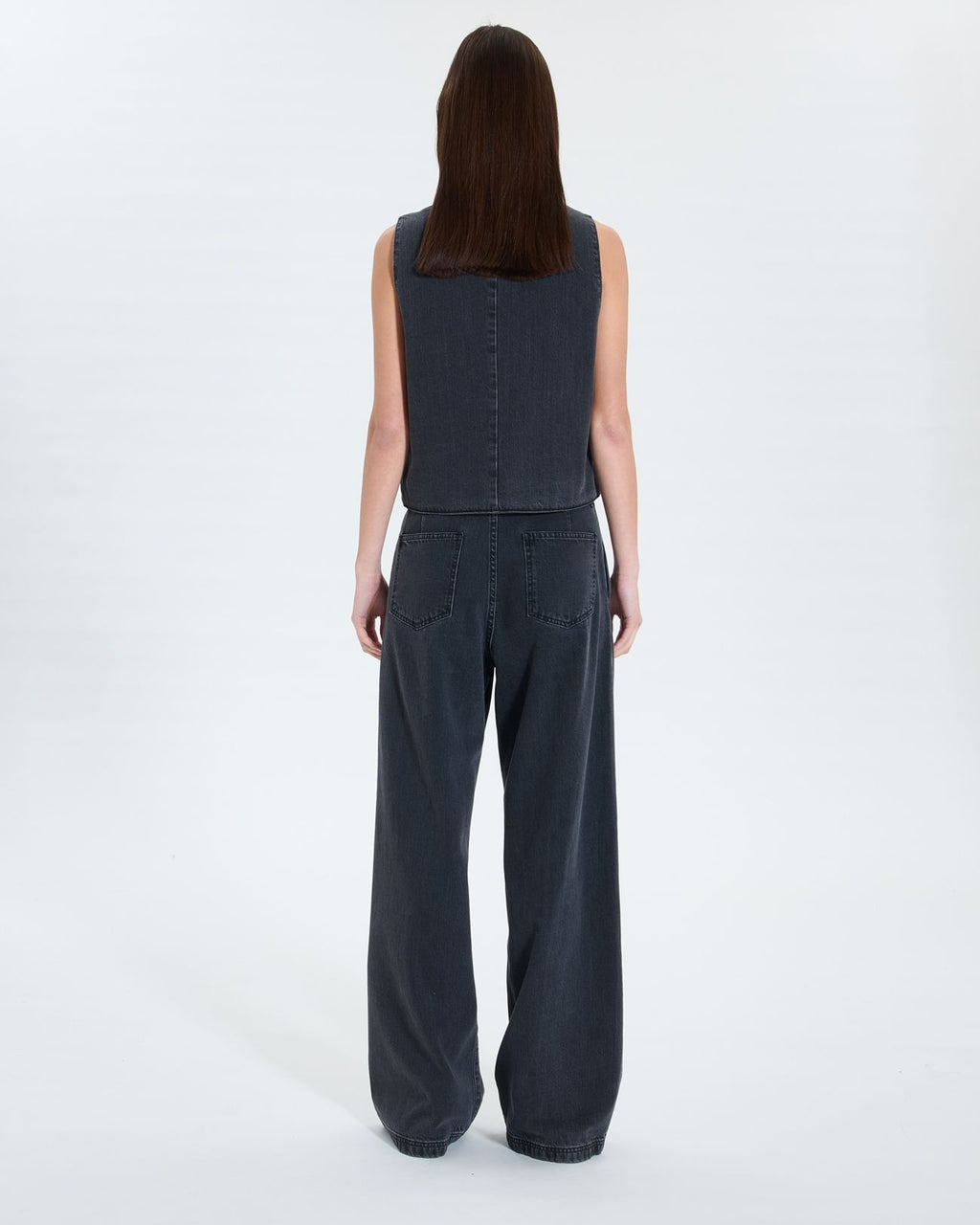 Black denim sleeveless vest_3