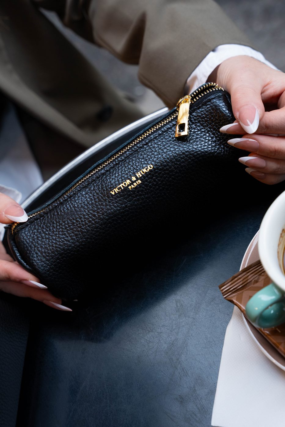 Pochette  Laya - Noir