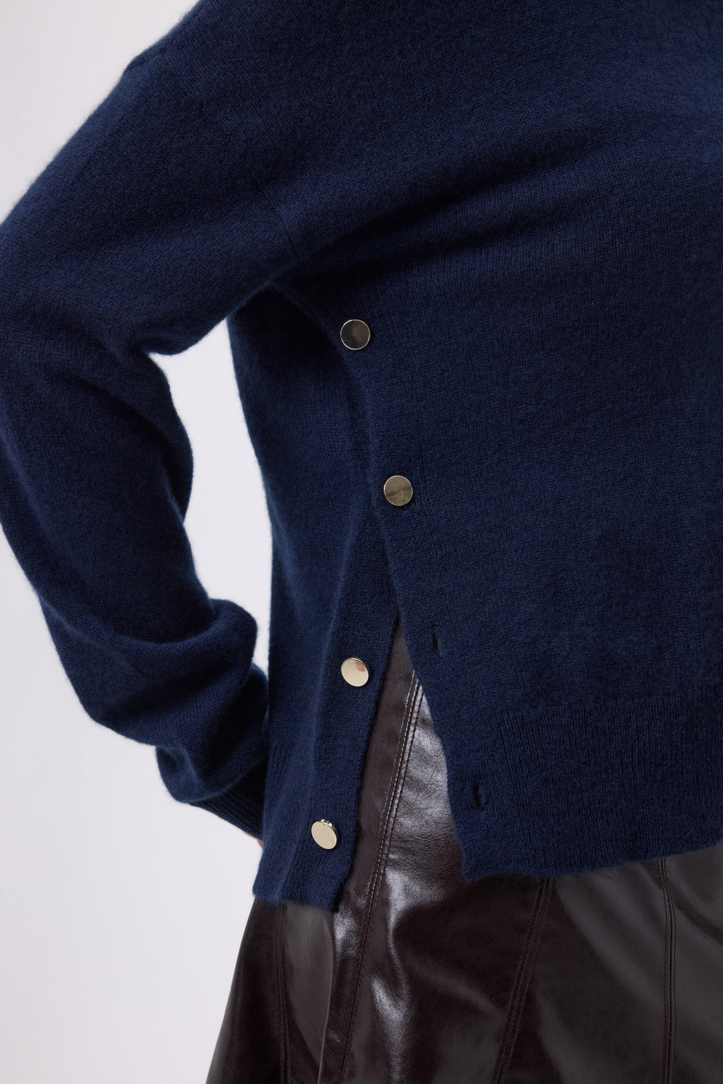 Jersey de cuello redondo con botones laterales dorados para mujer Victoire - Azul marino - Mujer