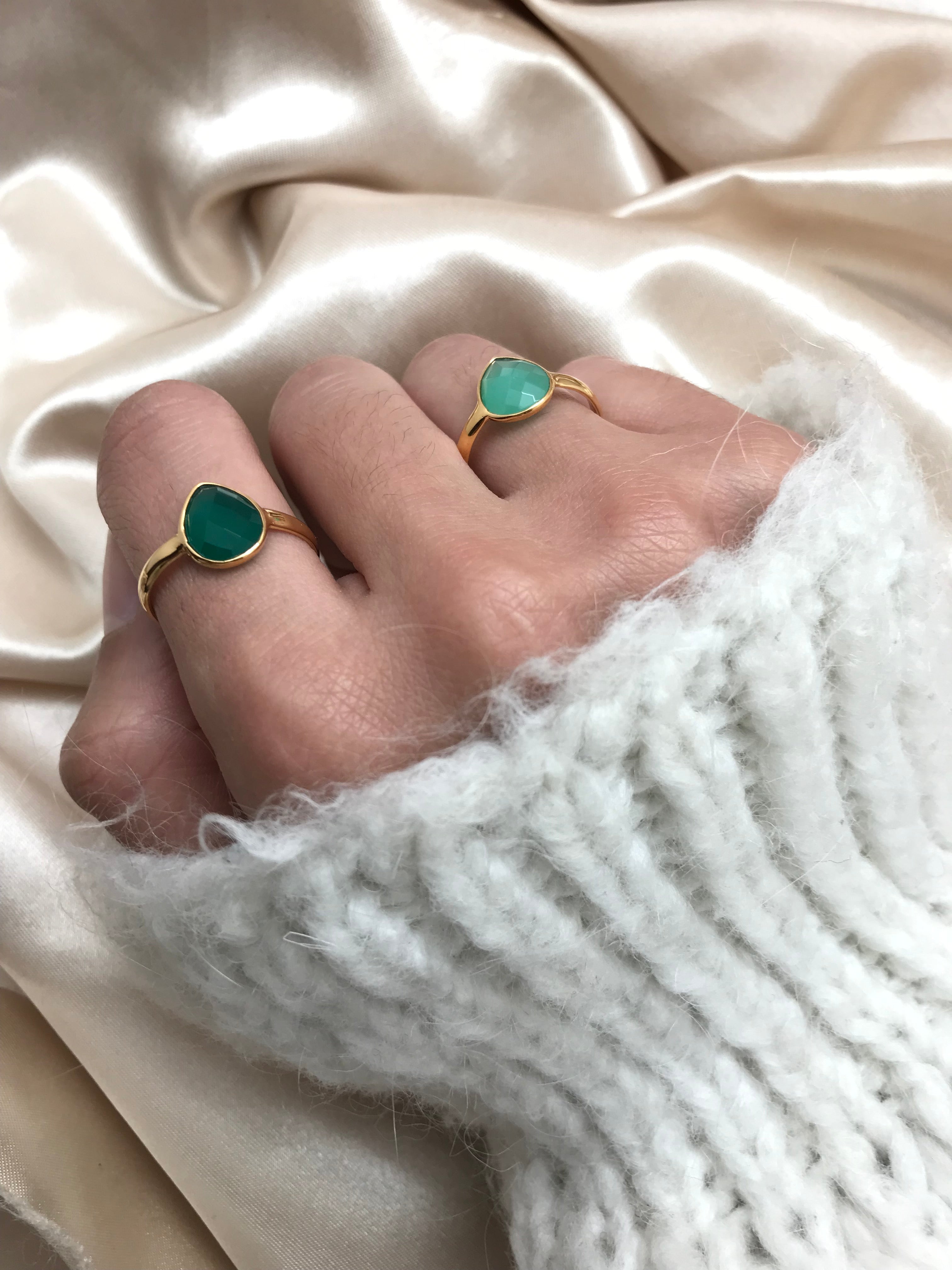 Victoria Chrysoprase Gold Ring