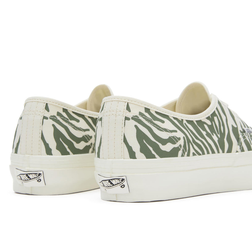Lifestyle Classics Ftw Low-Top Sneakers - Zebra - Men
