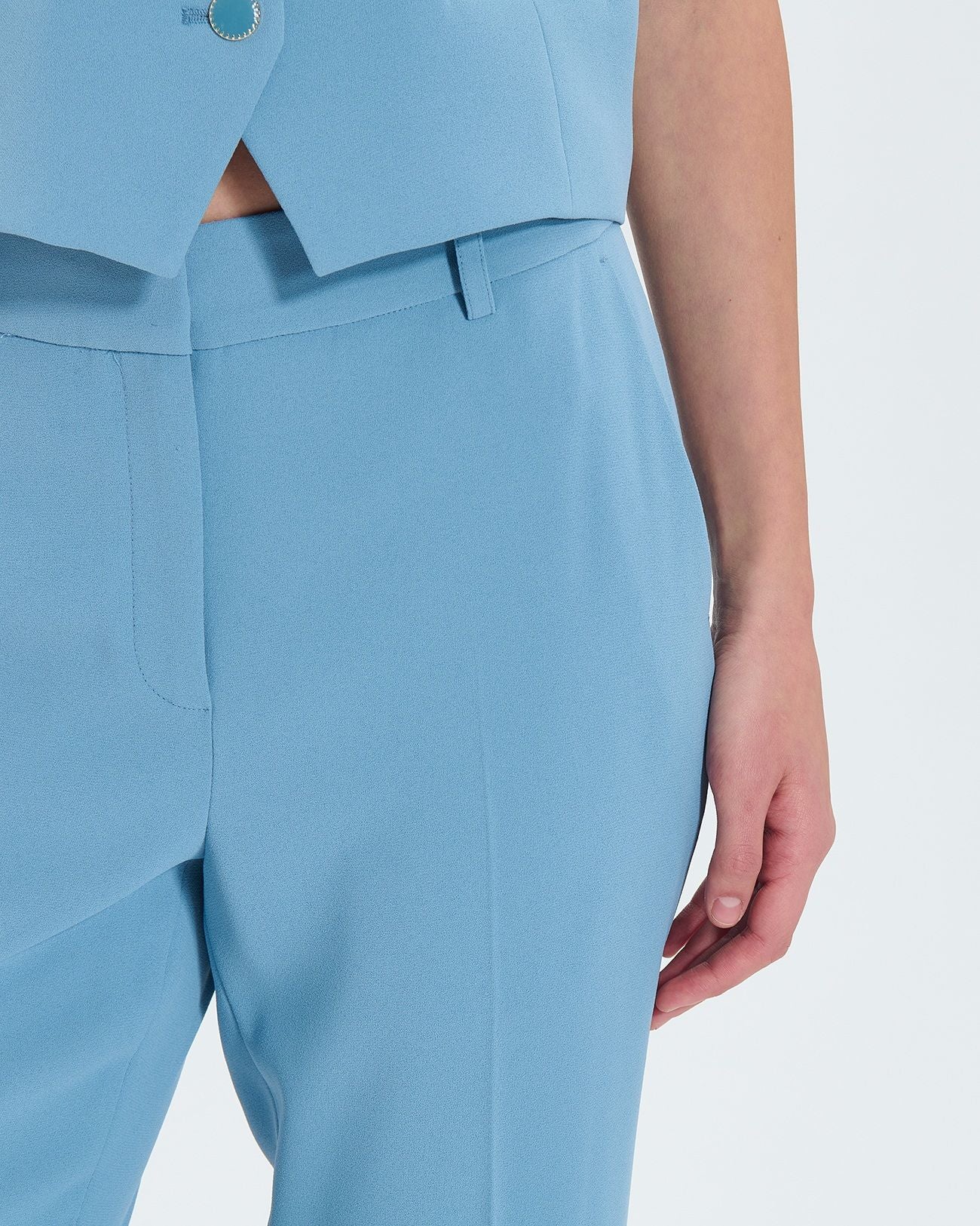 Pantalon ajusté en crêpe bleu_2