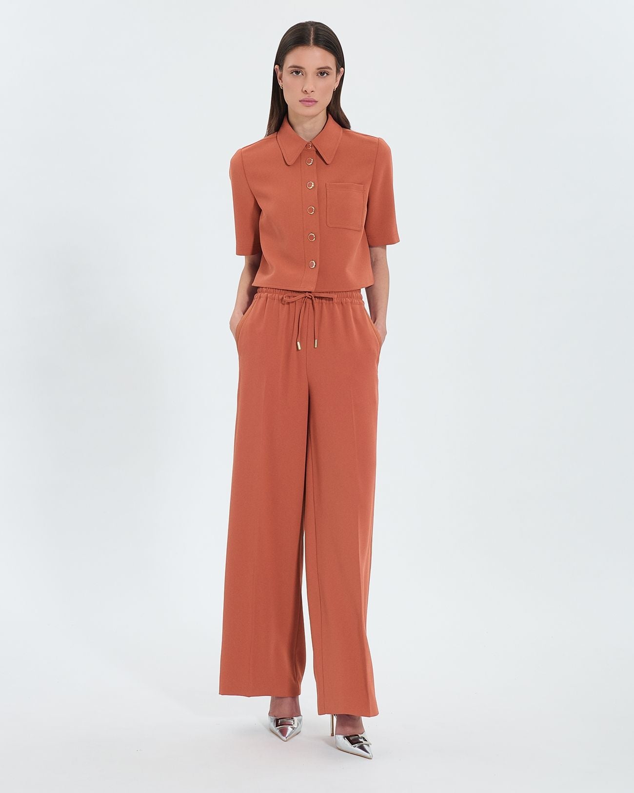 Pantalon ample en crêpe brique_1