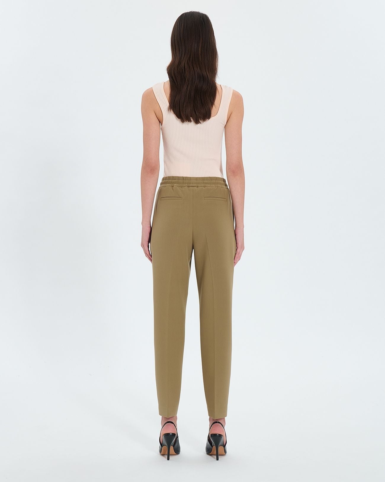 Pantalón caqui holgado_3