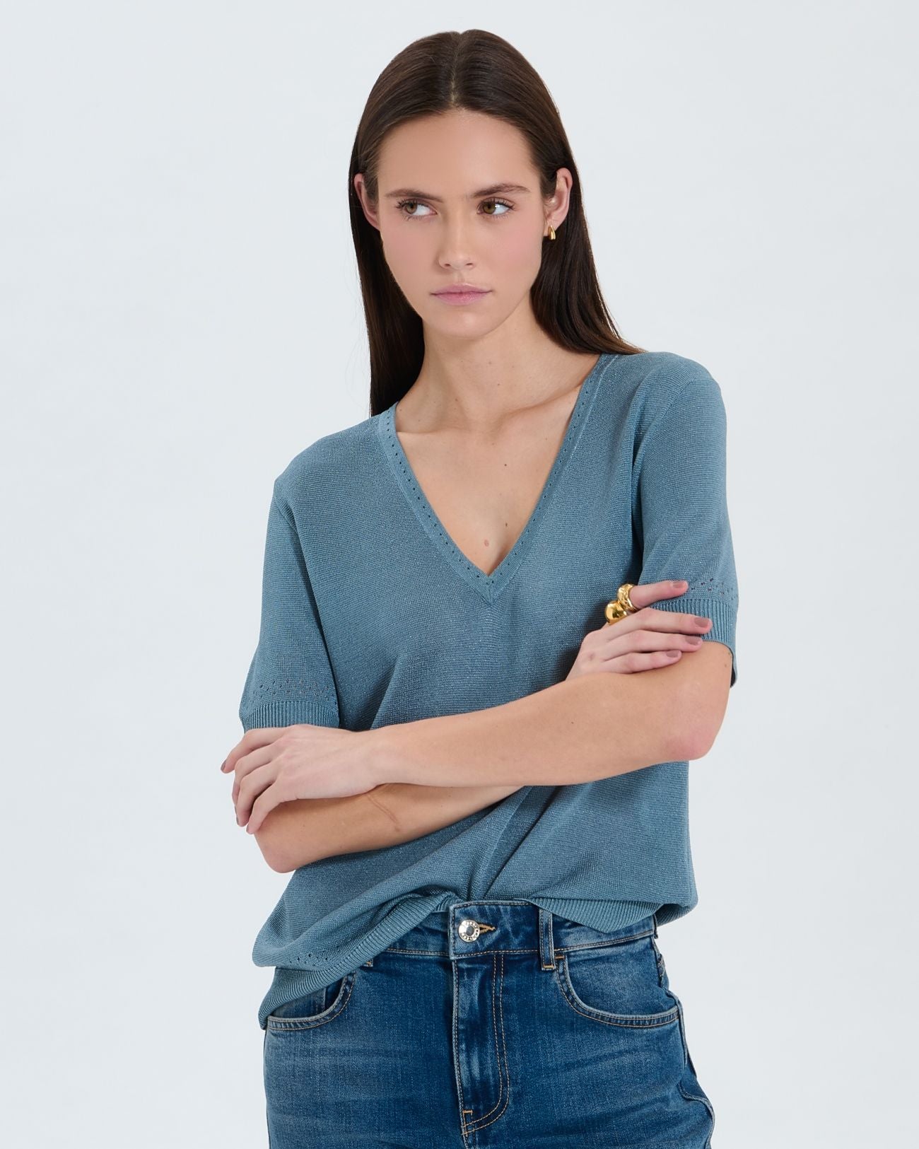 Blue V-neck sweater_1