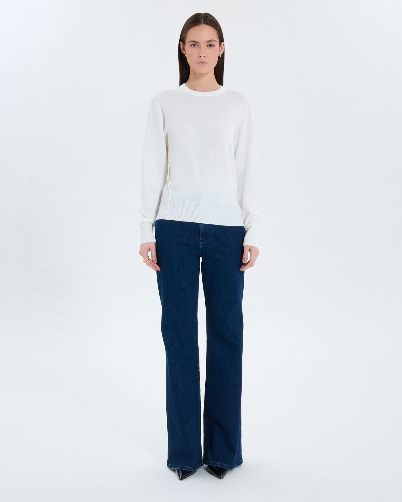 Jersey fino cuello pico crudo_4