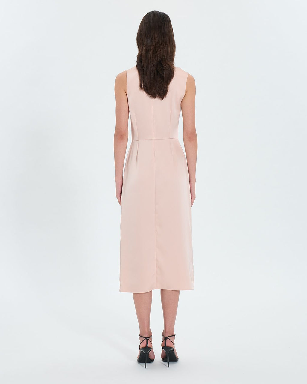 Vestido asimétrico raso nude_3