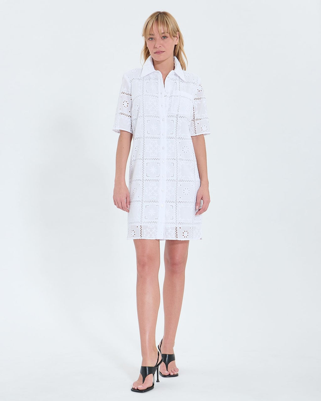 Vestido midi con bordado inglés crudo_1