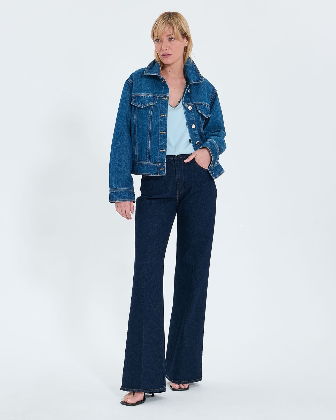 Camiseta ajustada algodón azul cielo_2