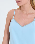 Camiseta sin mangas azul cielo_2