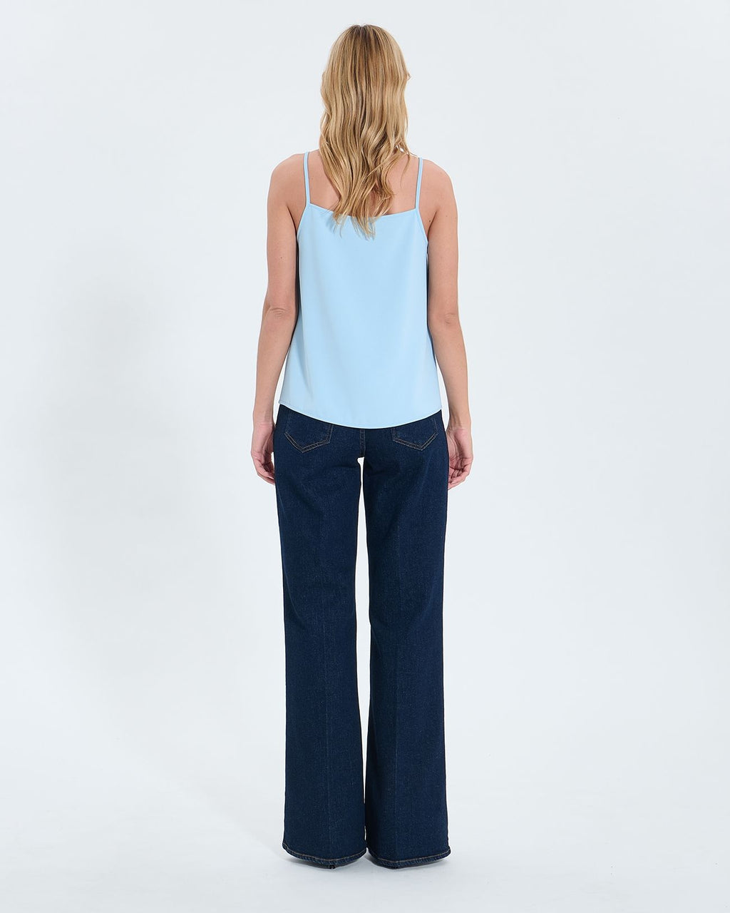 Camiseta sin mangas azul cielo_3