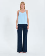 Camiseta sin mangas azul cielo_4