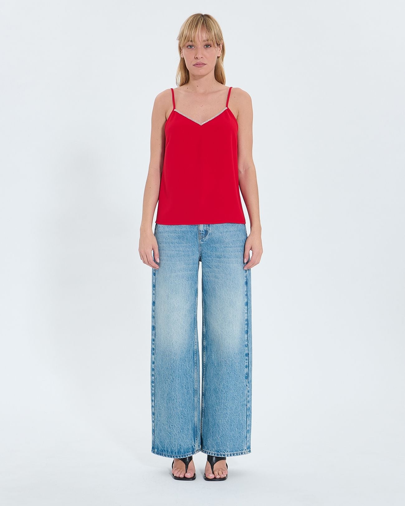 Red tank top_4