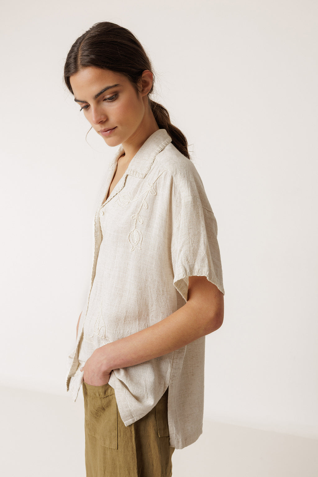Artisanal Embroidered Shirt - Linen