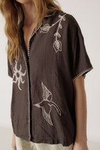 Camisa con Bordado Artesanal - Carbón