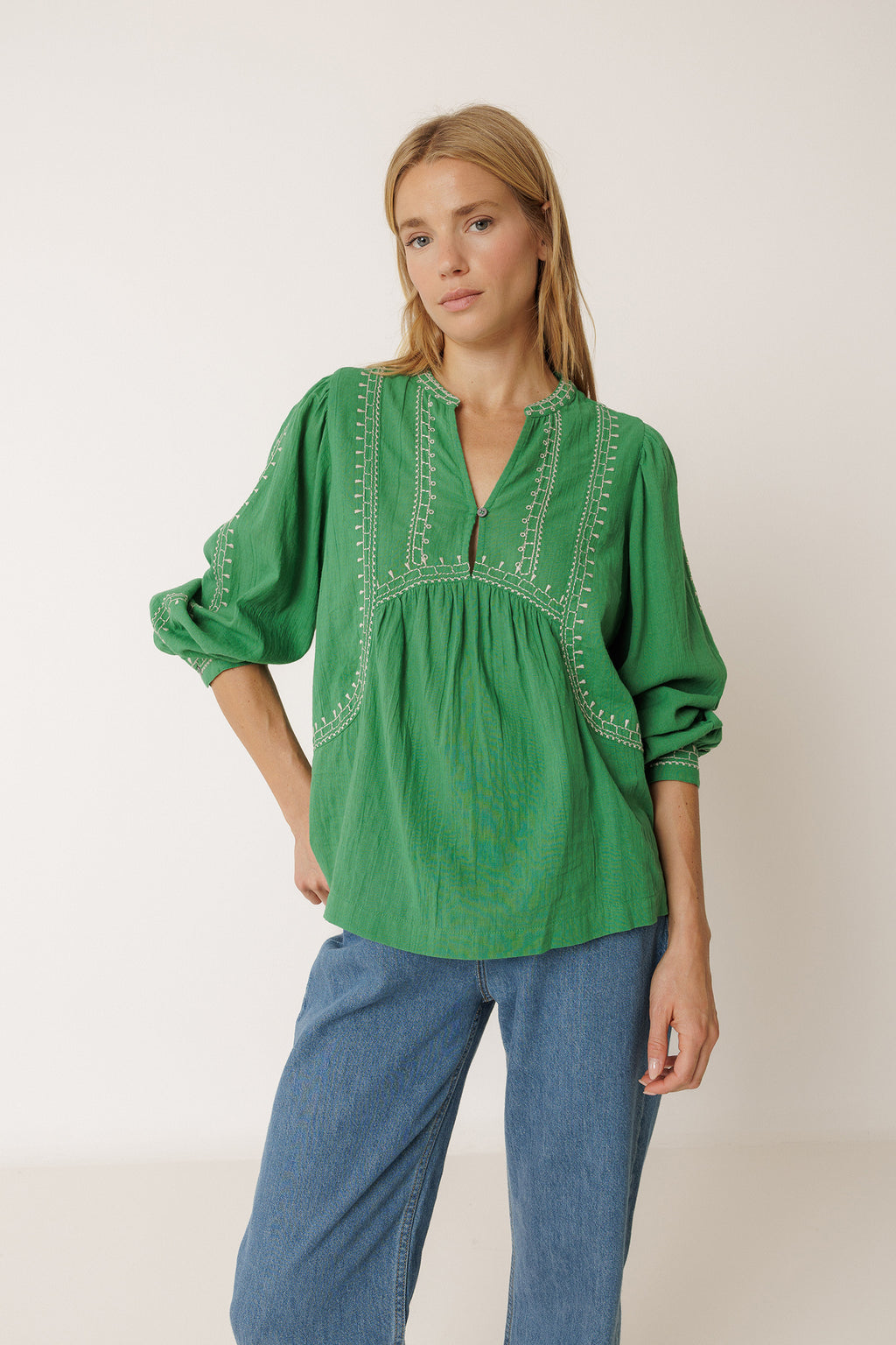 Blusa con Bordado Étnico - Verde