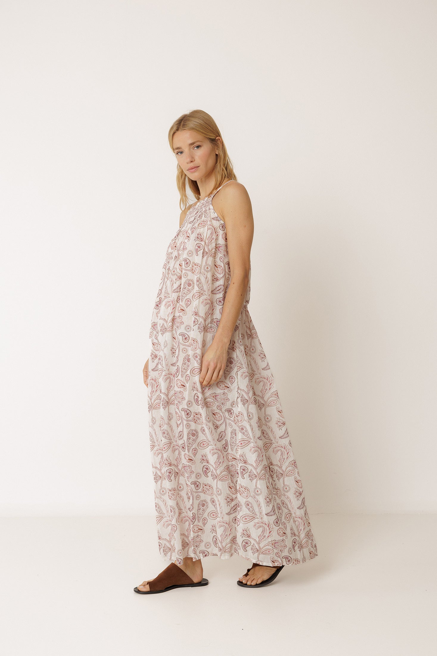 Vestido halter con estampado de sello - Lichi