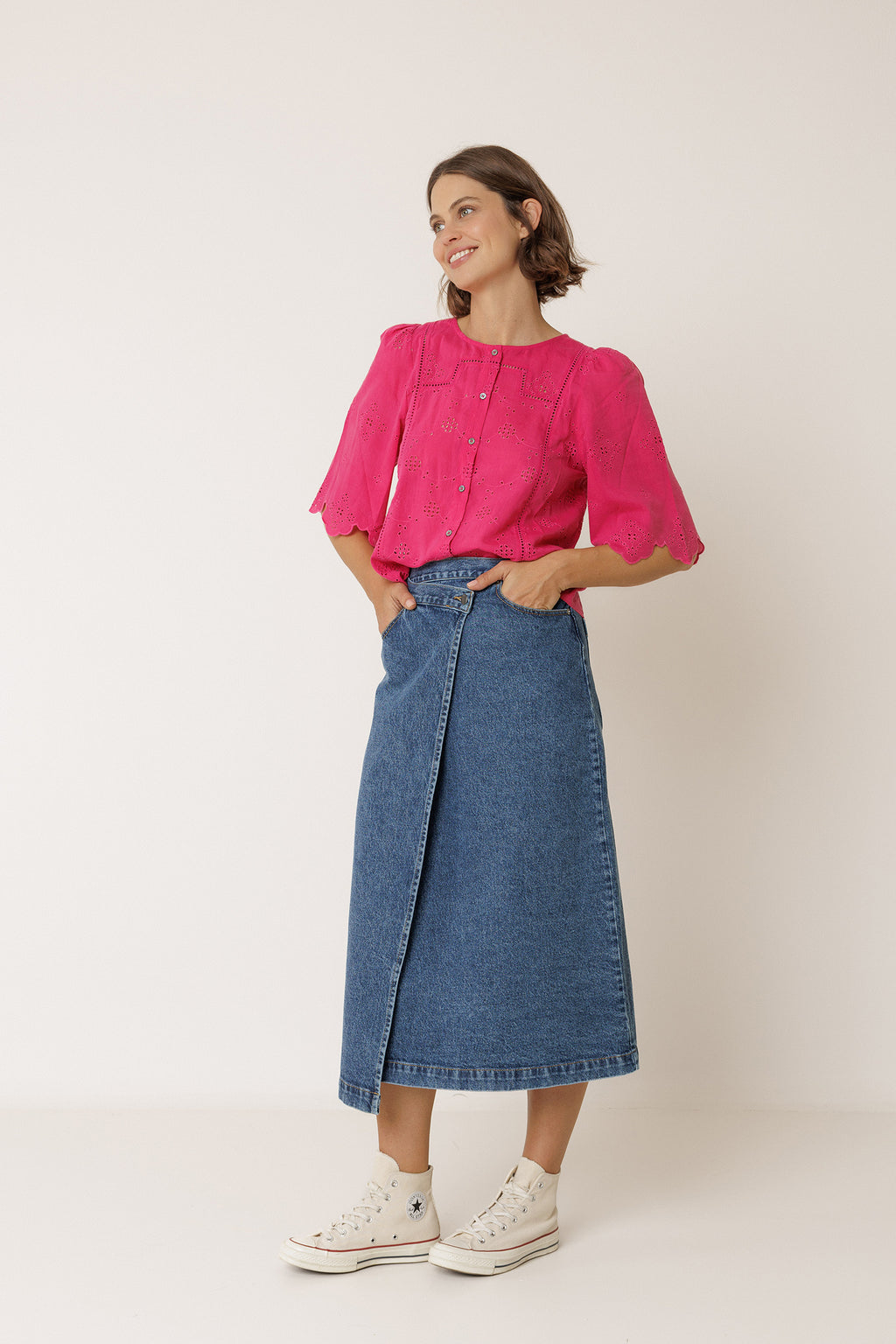 Camisa de Corte Recto con Bordado Schiffli - Fresa