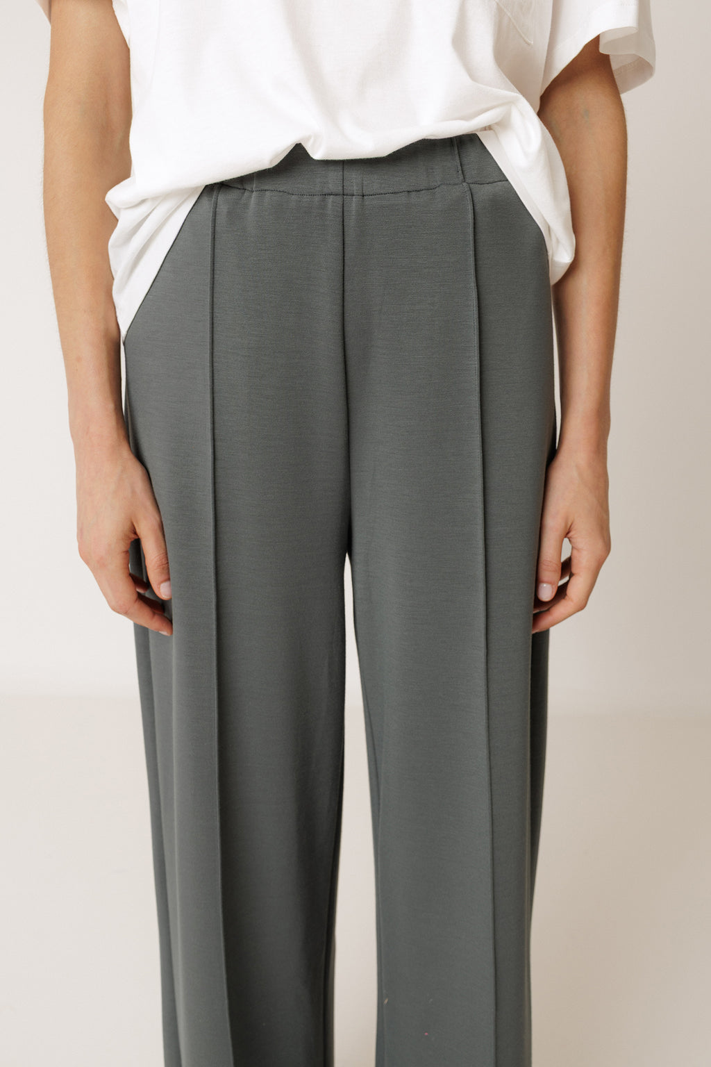 Pantalón fluido de modal - Antracita