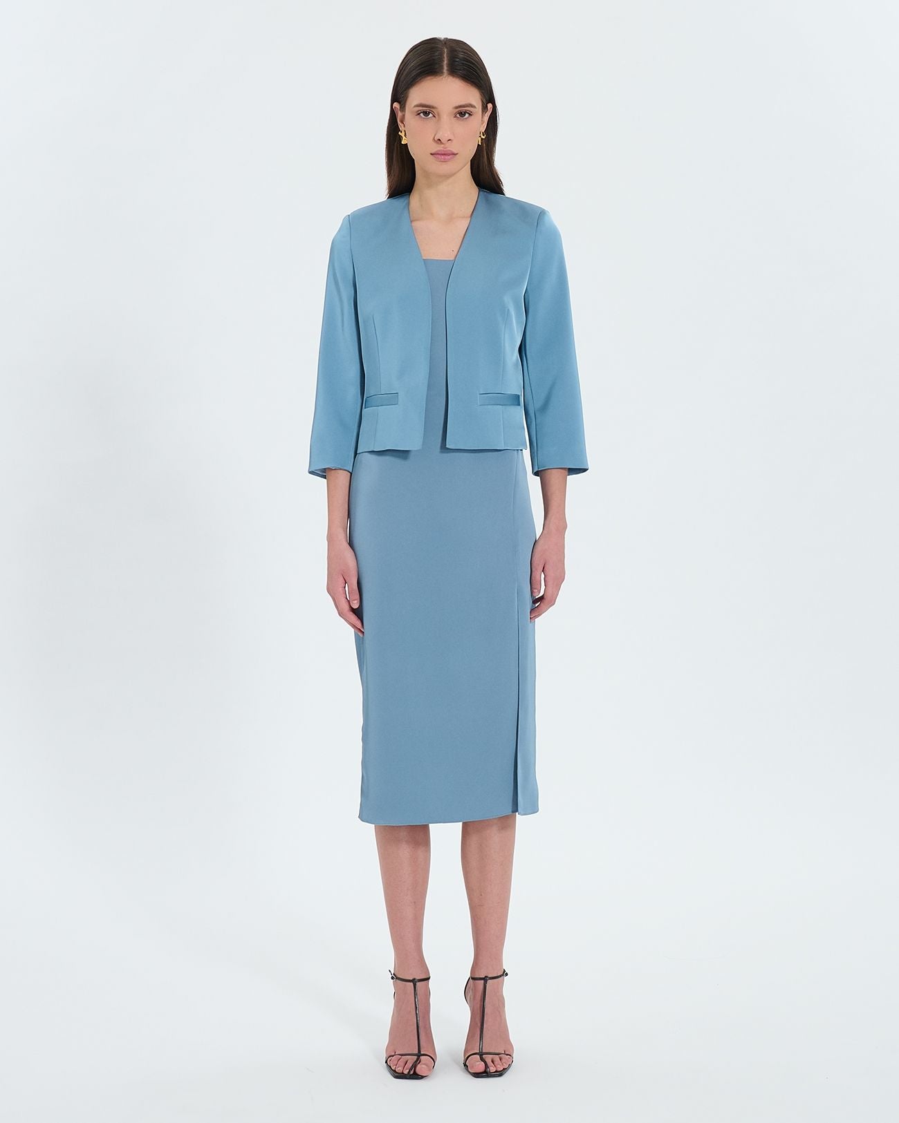 Short blue satin jacket_4