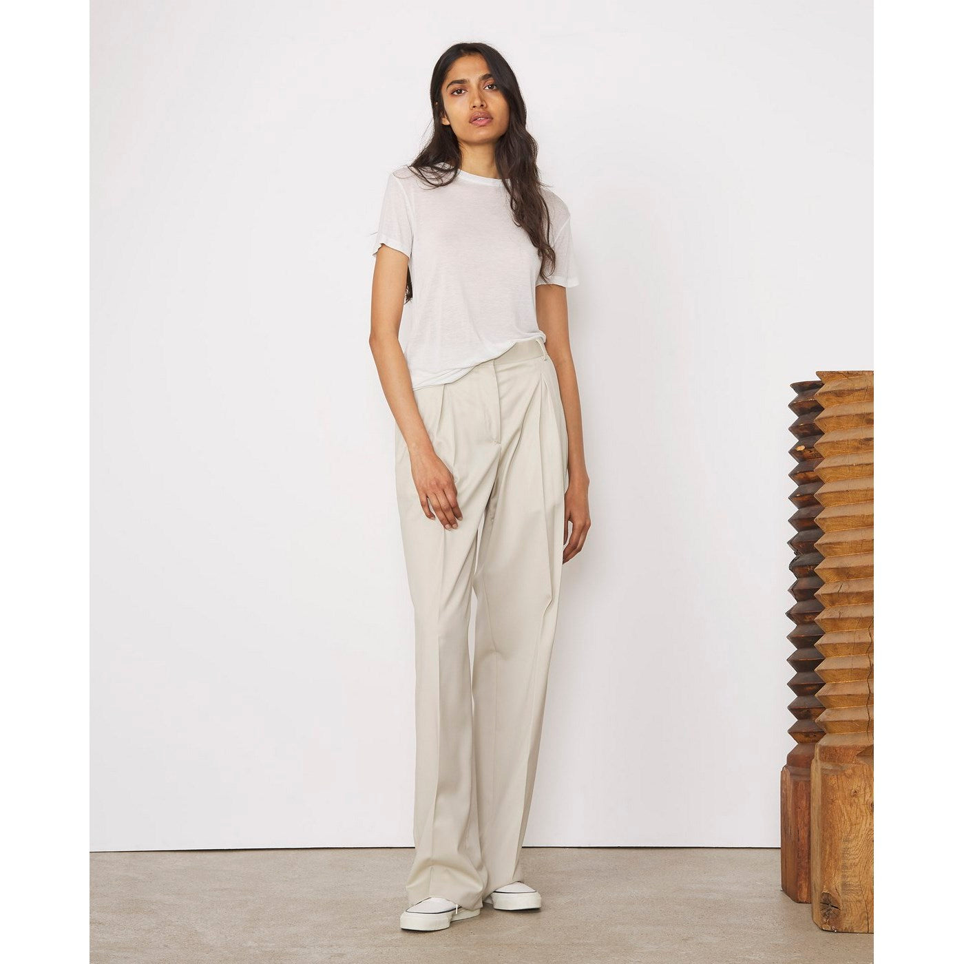 Lara T-Shirt - Stone - Women's
