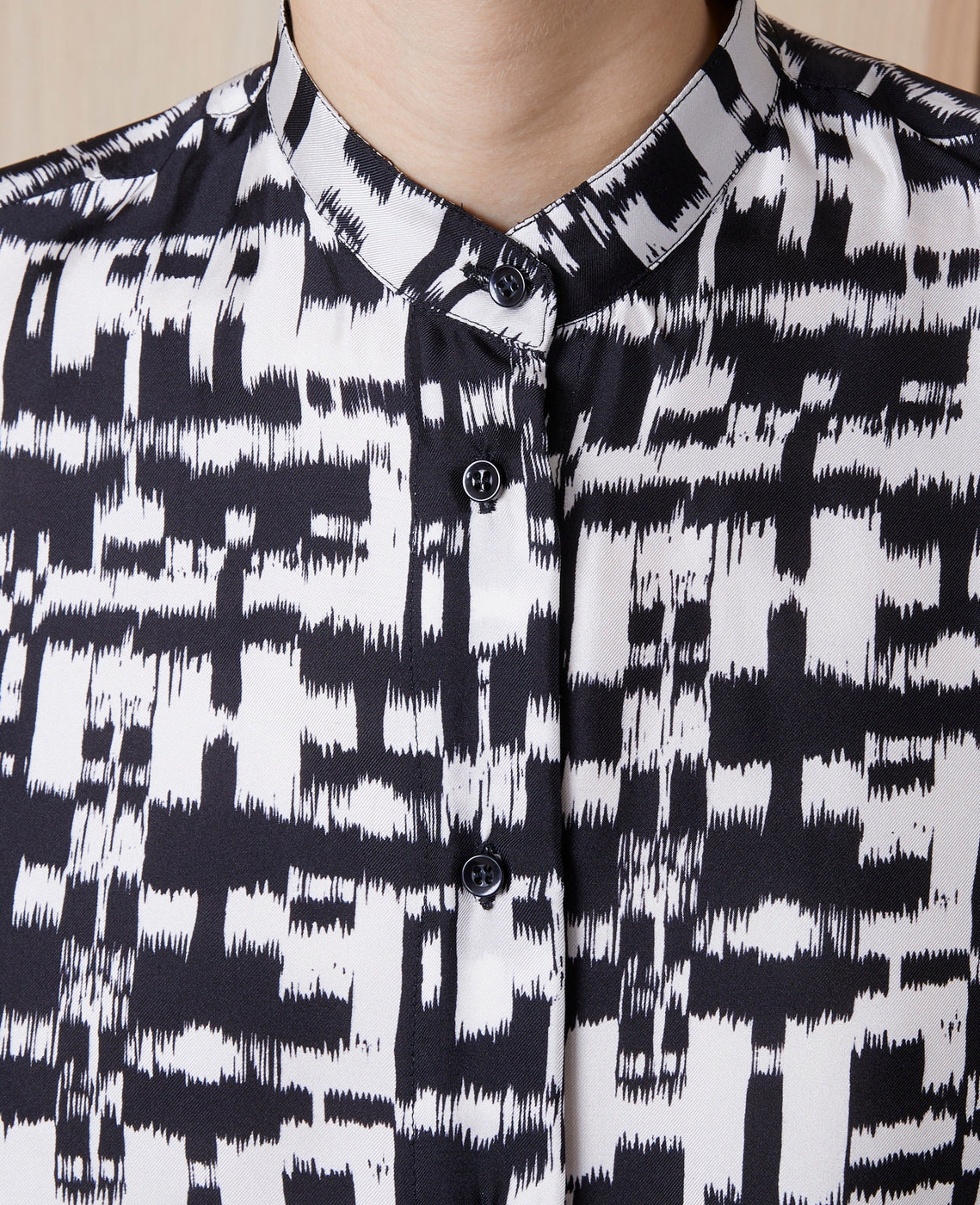 Robe + Bonnie Drs Itl Twill Silk - Black/White