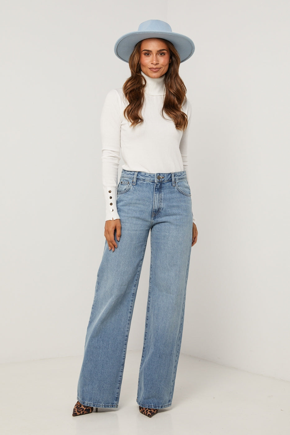 Sweater - White