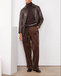 Officine Générale – Blouson Miray - Marron Foncé - Femme, mannequin femme vue de face, vêtue d'un ensemble marron en cuir et velours