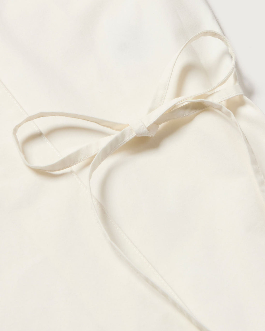 White Lenie sustainable blouse - silhouette 2