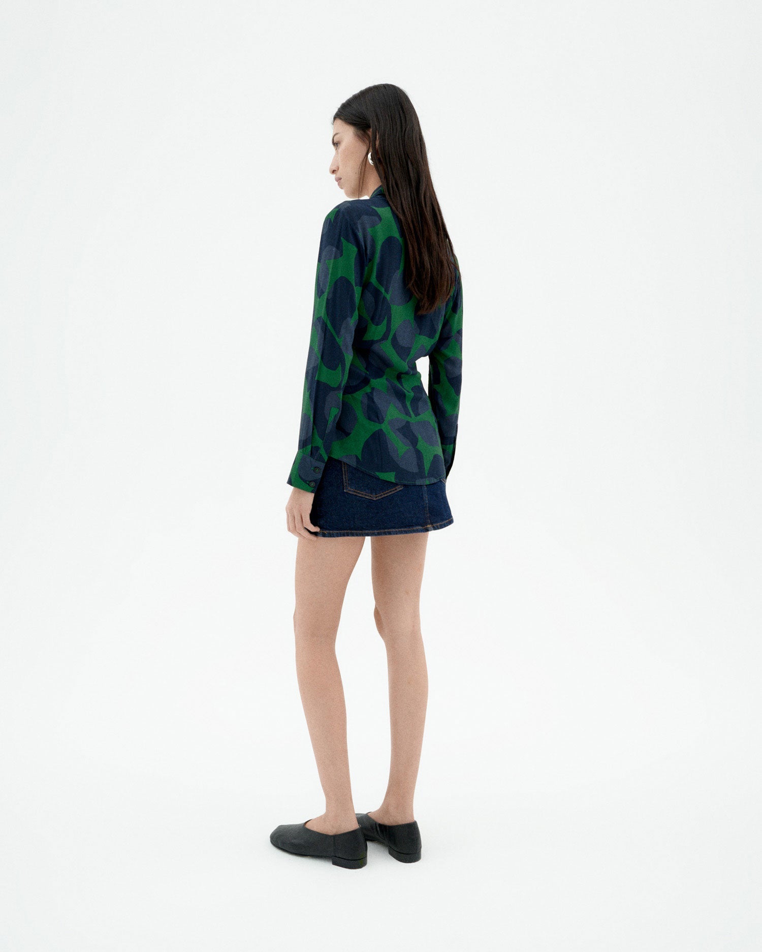Blusa verde hoja Katha sostenible-4