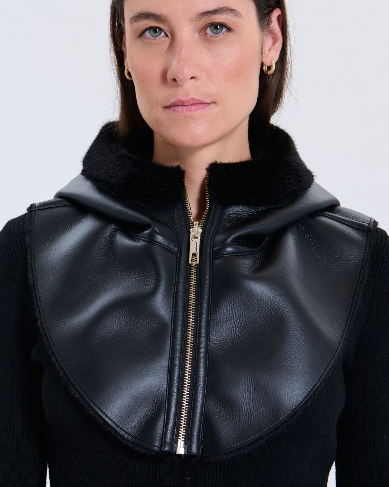 Black Capu Hood_2