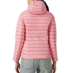 Jott – Piumino con Cappuccio Donna Jott CLOE, piumino rosa con cappuccio indossato da dietro da una modella
