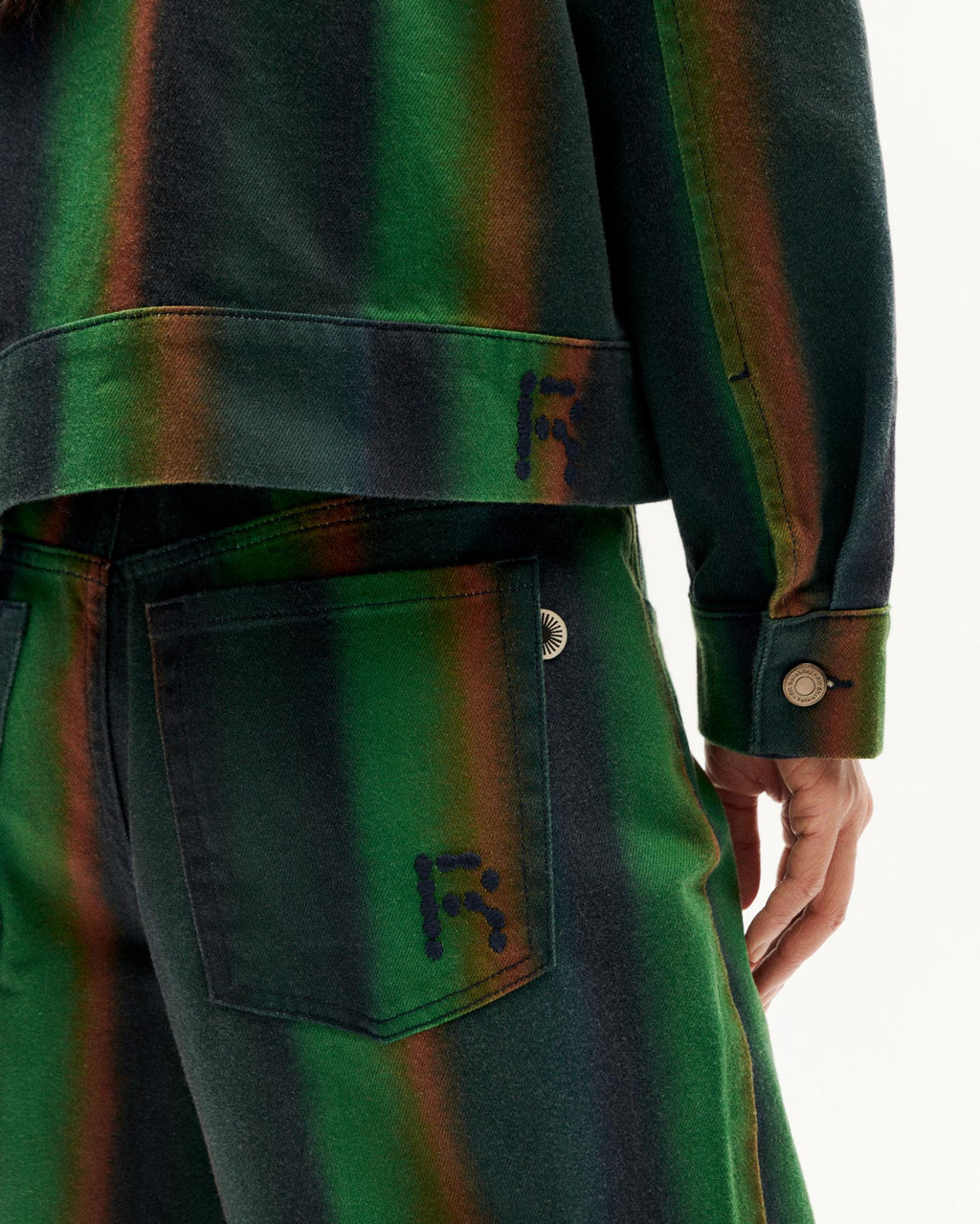 Green swamp jacket Frans sostenible-5
