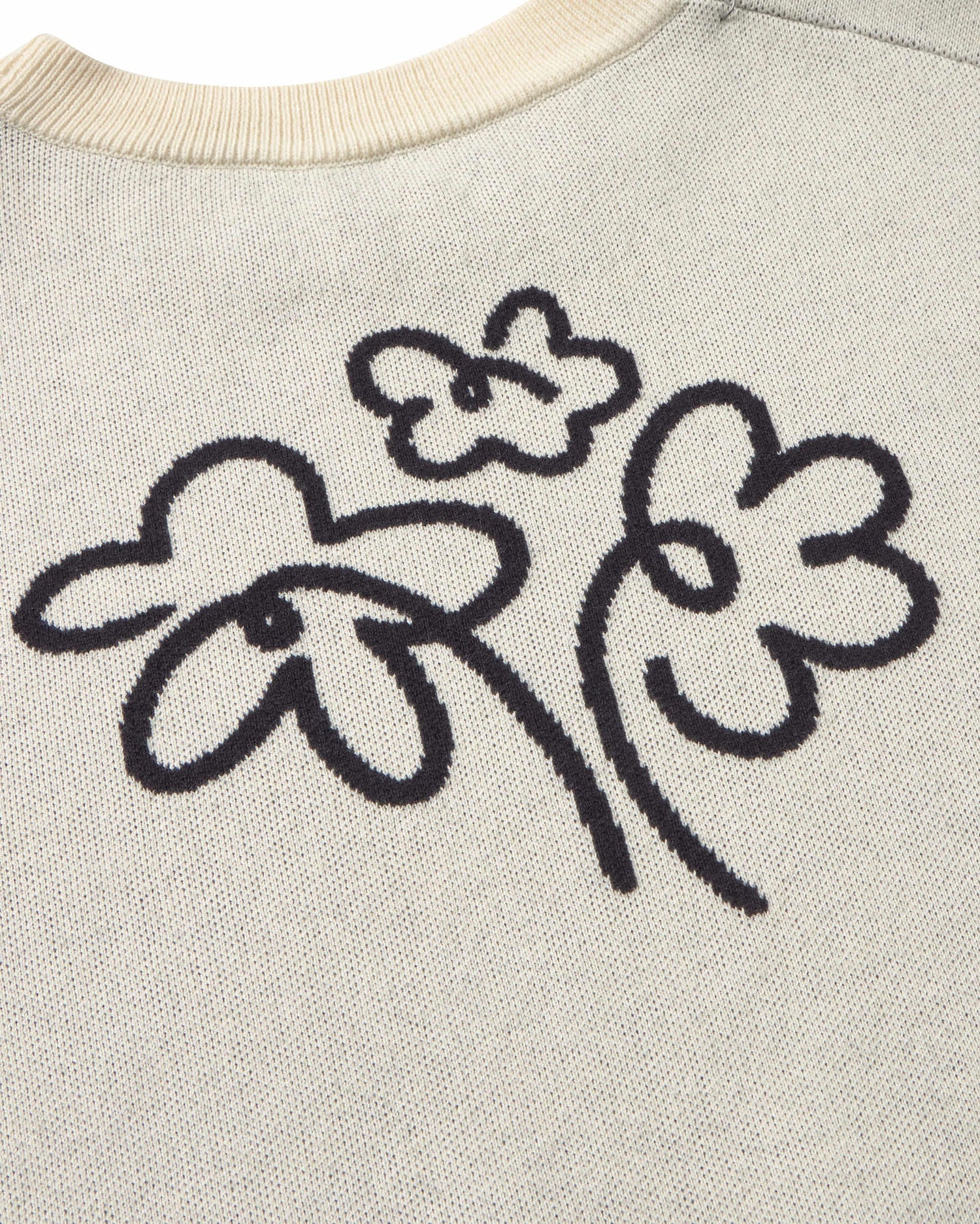 Sustainable ecru flower knit jumper Philis silhouette - 2